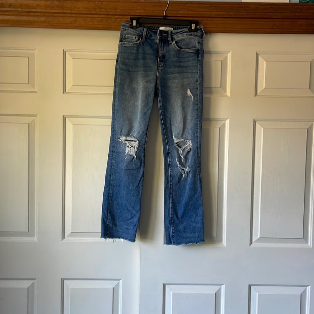 Women’s straight leg ripped jeans very flattering